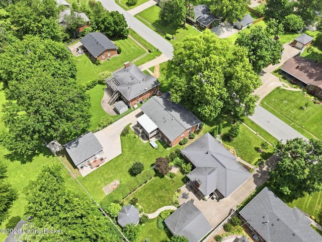 2410 Mahan Dr, Louisville, KY 40299
