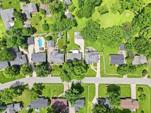 2410 Mahan Dr, Louisville, KY 40299