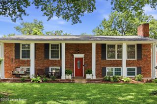 2410 Mahan Dr, Louisville, KY 40299