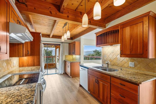 31485 Via Las Rosas, Carmel Valley, CA 93924