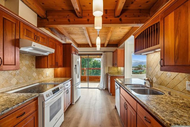 31485 Via Las Rosas, Carmel Valley, CA 93924