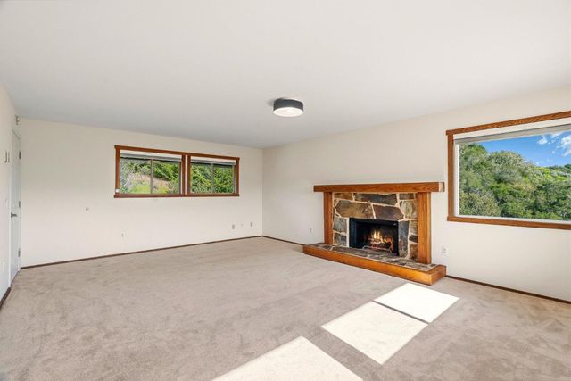 31485 Via Las Rosas, Carmel Valley, CA 93924