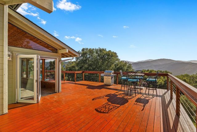 31485 Via Las Rosas, Carmel Valley, CA 93924