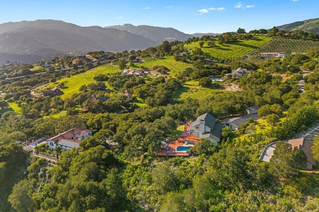31485 Via Las Rosas, Carmel Valley, CA 93924