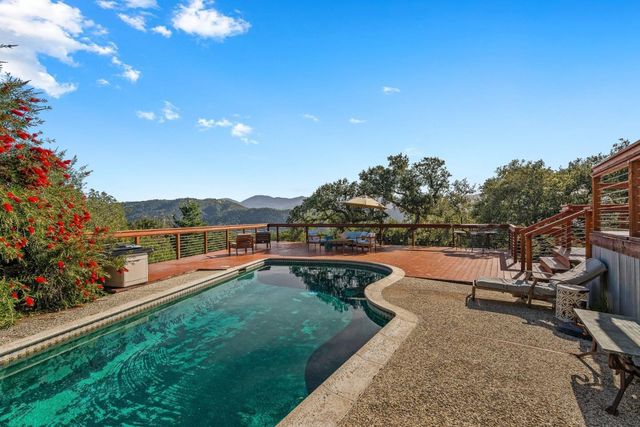 31485 Via Las Rosas, Carmel Valley, CA 93924