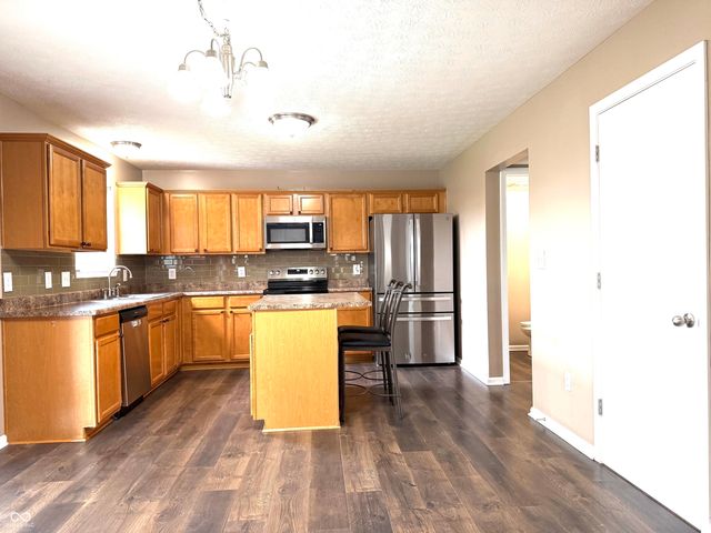 15340 Atkinson Drive, Noblesville, IN 46060