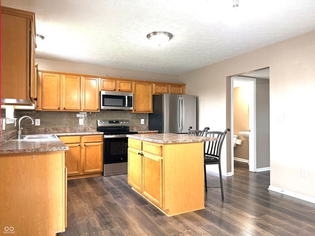 15340 Atkinson Drive, Noblesville, IN 46060