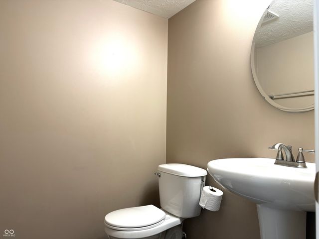 15340 Atkinson Drive, Noblesville, IN 46060