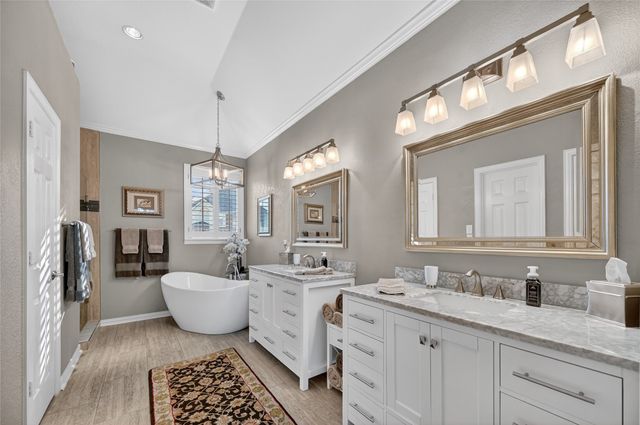 1800 Trail Ridge Lane, Flower Mound, TX 75028