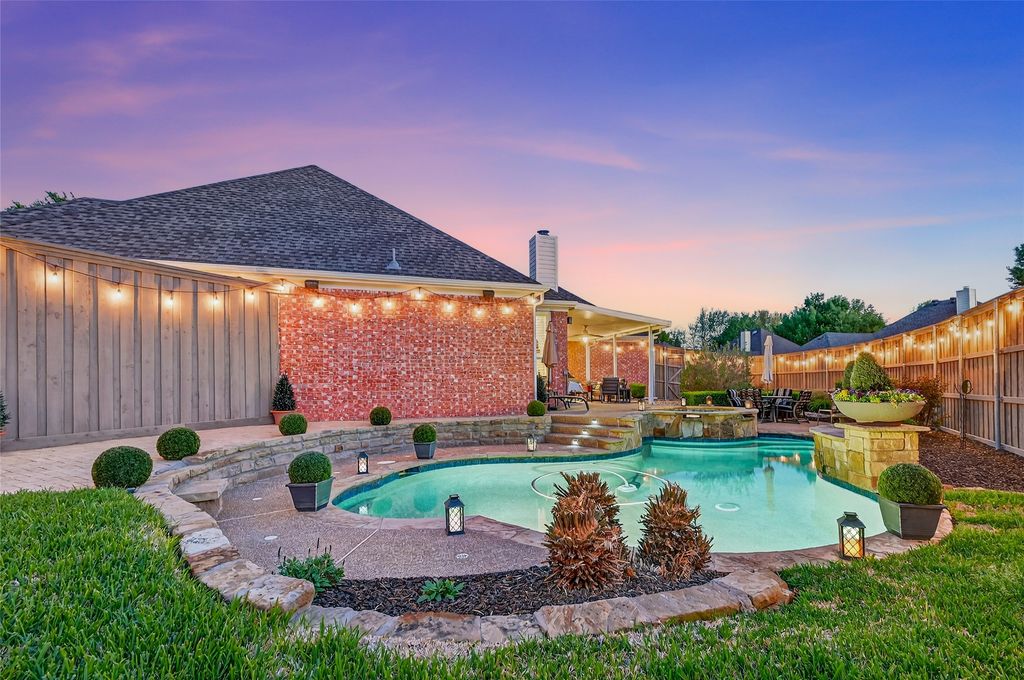1800 Trail Ridge Lane, Flower Mound, TX 75028