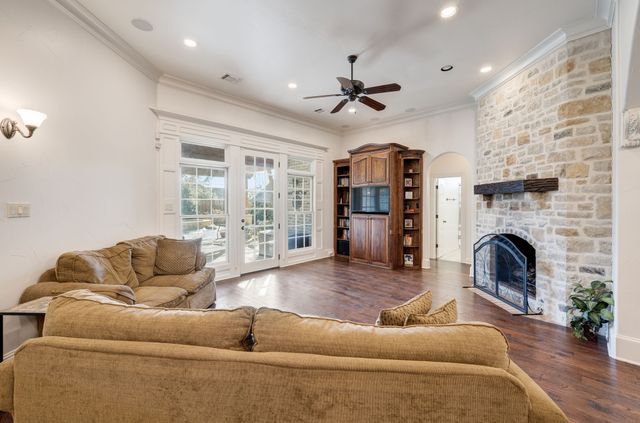 2208 Fair Oaks Drive, Bridgeport, TX 76426