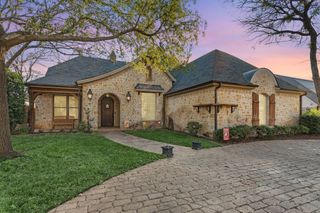 2208 Fair Oaks Drive, Bridgeport, TX 76426