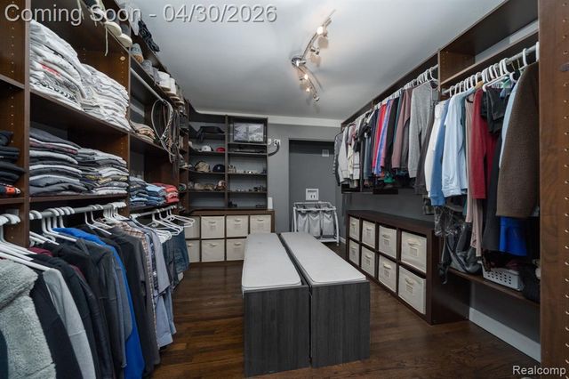 1220 Genesee Drive, Royal Oak, MI 48073