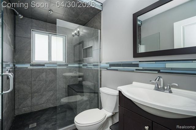 1220 Genesee Drive, Royal Oak, MI 48073