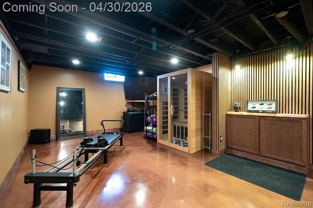 1220 Genesee Drive, Royal Oak, MI 48073