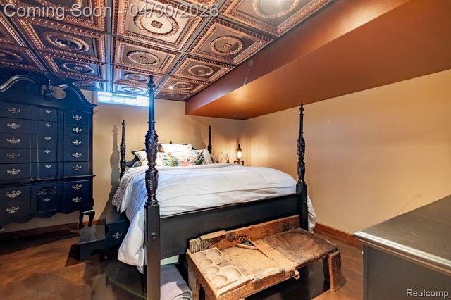 1220 Genesee Drive, Royal Oak, MI 48073