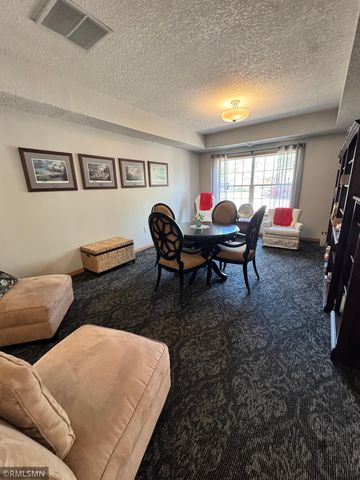 2231 Penn Place 114, North Saint Paul, MN 55109