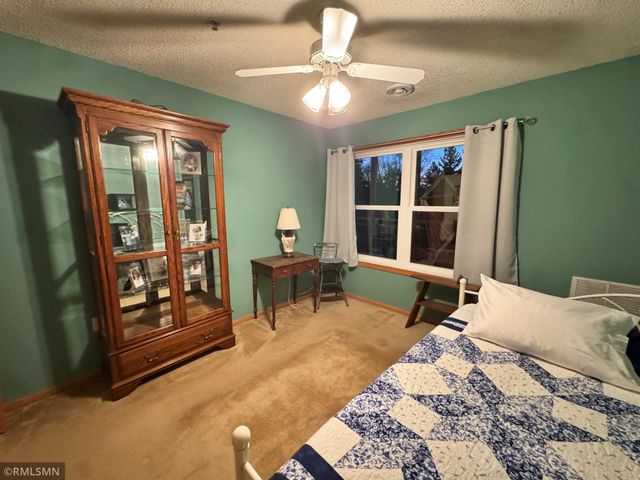 2231 Penn Place 114, North Saint Paul, MN 55109