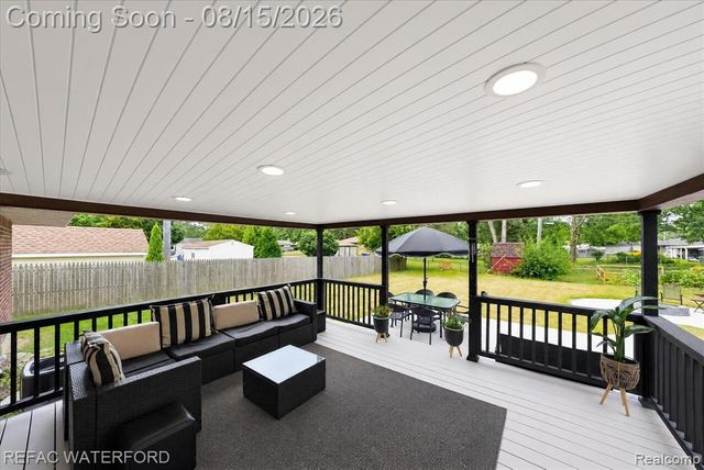 3476 Levee Street, Waterford, MI 48329
