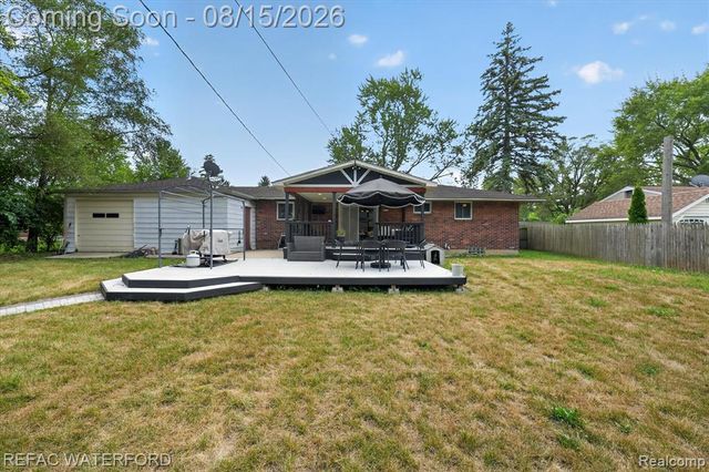 3476 Levee Street, Waterford, MI 48329