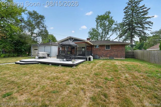3476 Levee Street, Waterford, MI 48329