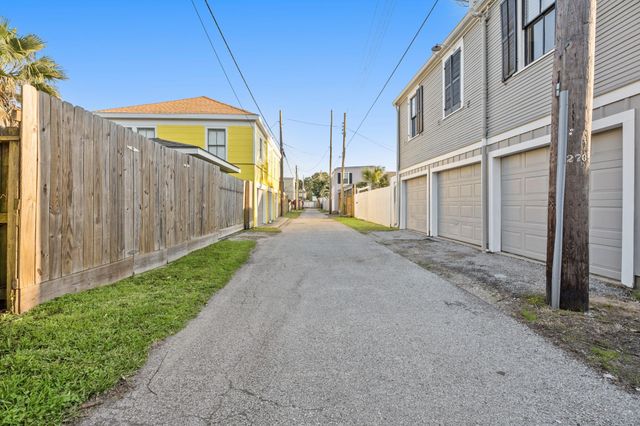 1512 25th Street, Galveston, TX 77550