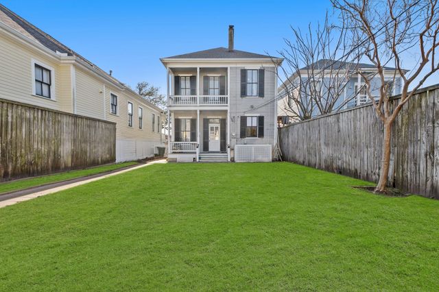 1512 25th Street, Galveston, TX 77550