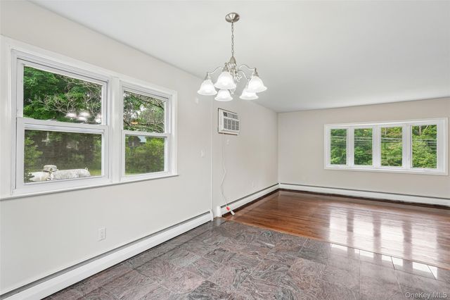 53 W Ridge Road, Warwick, NY 10990
