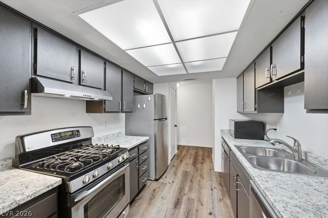 2261 Tall Pine Drive, Las Vegas, NV 89108