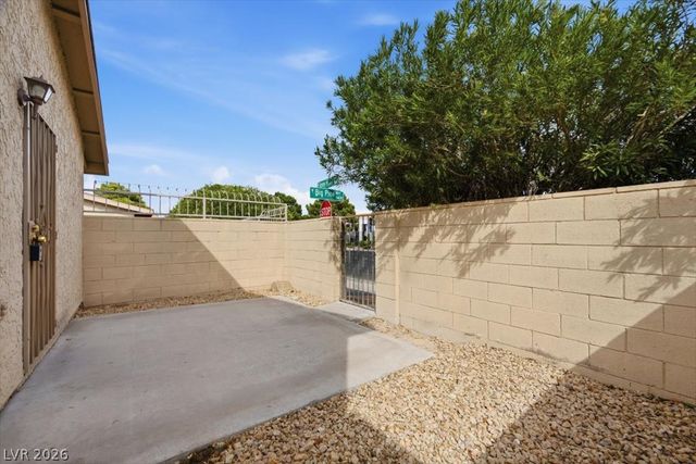 2261 Tall Pine Drive, Las Vegas, NV 89108