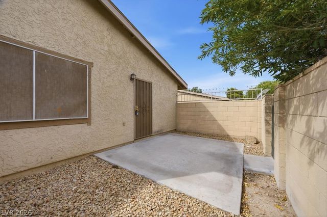 2261 Tall Pine Drive, Las Vegas, NV 89108