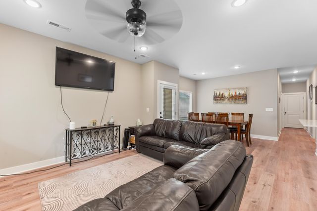 4530 N Sandplum St, Wichita, KS 67205