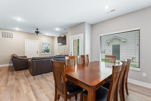 4530 N Sandplum St, Wichita, KS 67205