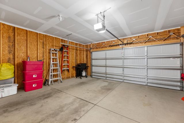 4530 N Sandplum St, Wichita, KS 67205