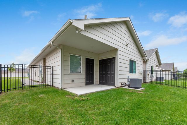4530 N Sandplum St, Wichita, KS 67205