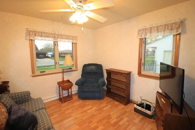 541 N Arch Street, Janesville, WI 53548