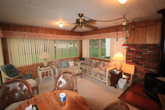 541 N Arch Street, Janesville, WI 53548