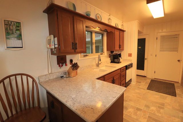 541 N Arch Street, Janesville, WI 53548