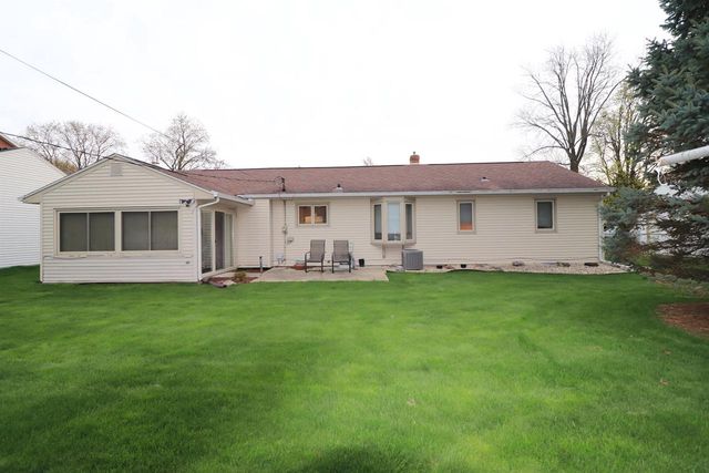 541 N Arch Street, Janesville, WI 53548