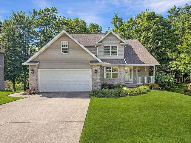 5820 FOREST Crossing, Erie, PA 16506