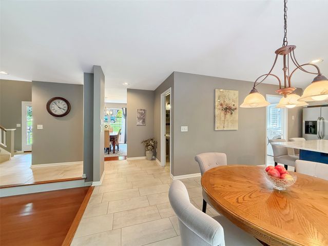 5820 FOREST Crossing, Erie, PA 16506