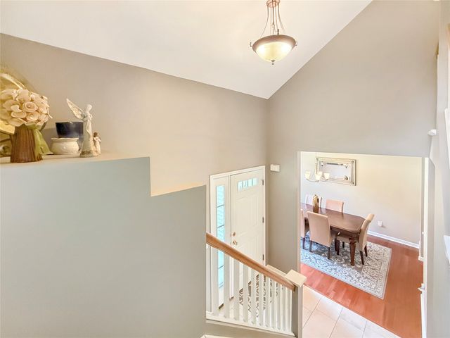 5820 FOREST Crossing, Erie, PA 16506