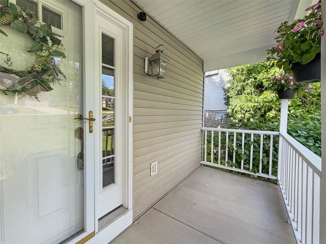 5820 FOREST Crossing, Erie, PA 16506