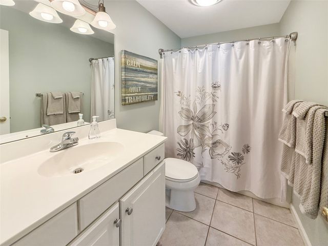 5820 FOREST Crossing, Erie, PA 16506