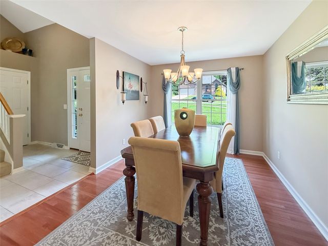5820 FOREST Crossing, Erie, PA 16506