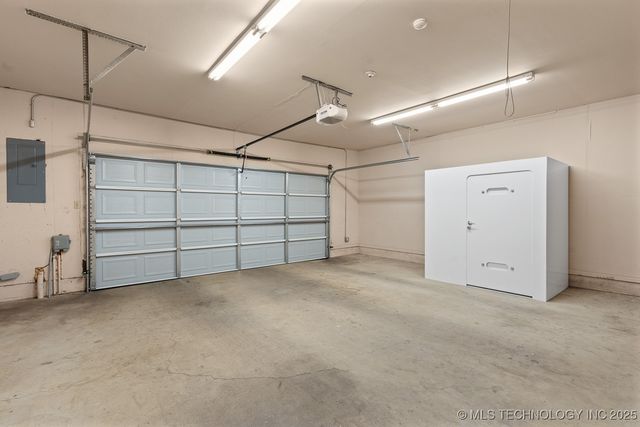 535 Sunset Drive SW, Ardmore, OK 73401