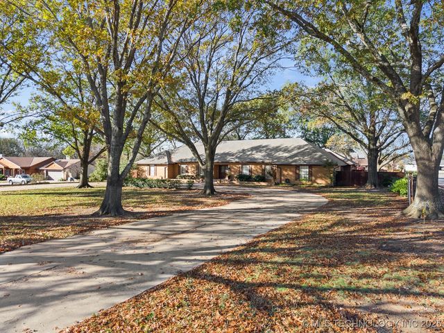 535 Sunset Drive SW, Ardmore, OK 73401
