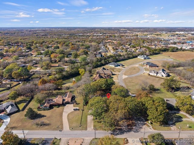 535 Sunset Drive SW, Ardmore, OK 73401
