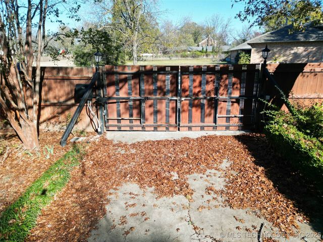 535 Sunset Drive SW, Ardmore, OK 73401