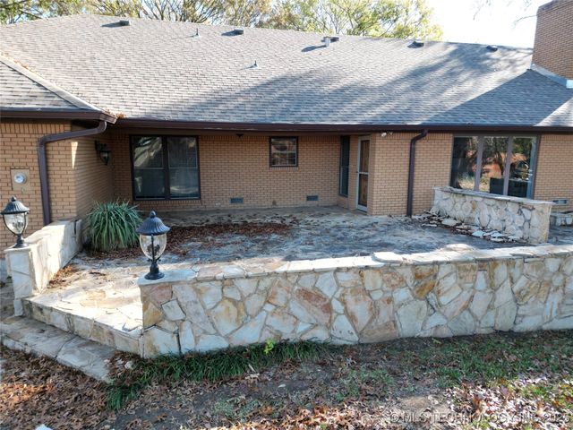 535 Sunset Drive SW, Ardmore, OK 73401